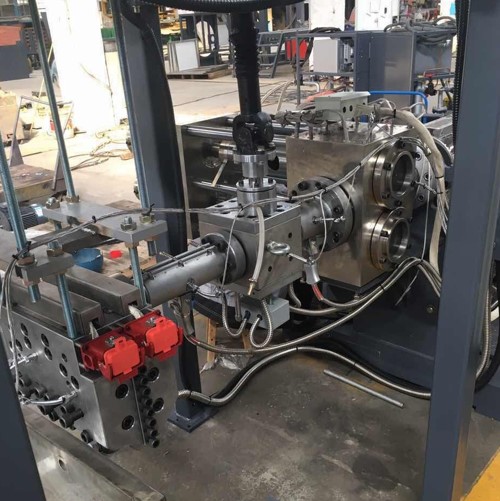 ?？迫垠w泵+雙柱換網(wǎng)器 PET打包帶生產(chǎn)線(xiàn)2